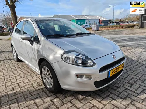 Fiat Punto Evo 0.9 TwinAir ( Lage kilometerstand nap)