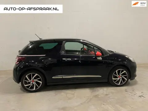 Citroen DS3 1.2 PureTech Inès de la Fressange Leer Navi Clima Cruise C.