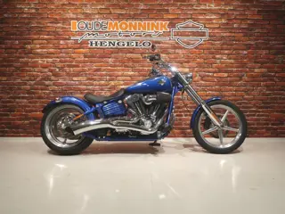 Harley-Davidson FXCWC Rocker Custom 1580 (bj 2010)
