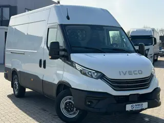 Iveco Daily 35S14BA8V L3H2 - Automaat - Achteruitrijcamera - Trekhaak
