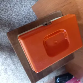 naaibox, klein, retro - erg handig - i.p.st.