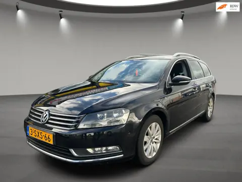 Volkswagen Passat Variant 1.6 TDI R-Line Executive Edition DSG