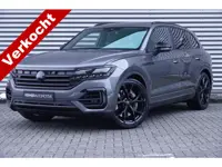 Volkswagen Touareg 3.0 TSi 4MOTION R | Pano | Trekhaak | Massage | 22" | Nachtzicht | Dynaudio | Sof