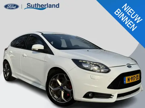 Ford Focus 2.0 EcoBoost ST-3 250pk | Winter Pack |
