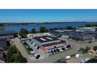 BMW 3-serie 330e Executive ✅ 18inch ✅ Bluetooth ✅Perfect onderh ✅ Getint glas