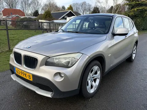 BMW X1 sDrive18i Executive PANODAK/CRUISE/ECC/PDC