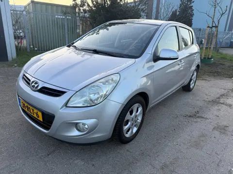 Hyundai I20 1.2i i-Catcher |5D |Airco |Nap |Nwe APK