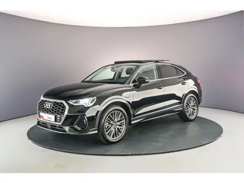 Audi Q3 Sportback 45 TFSI e Advanced Edition | Trekhaak | Pano | Matrix | ACC | Sonos | 19" | Memory