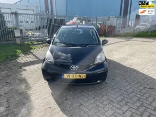 Toyota Aygo 1.0-12V +