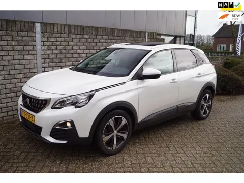 Peugeot 3008 1.2 PureTech Allure Autom Panodak Sportst Navi Camera Clima Apple Carplay Cruise PDC Sf