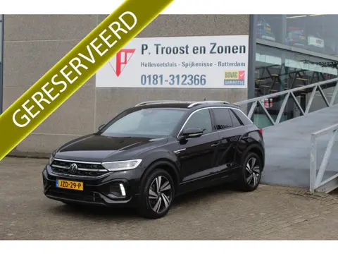Volkswagen T-Roc 1.5 TSI R-Line Automaat/Trekhaak afneembaar/Apple carplay/Achteruitrijcamera/Keyles