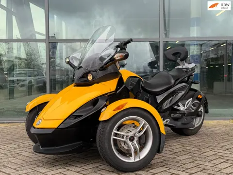 Can-Am SPYDER ROADSTER RS 990 SE5 / Rijbewijs B / Rugleuning!