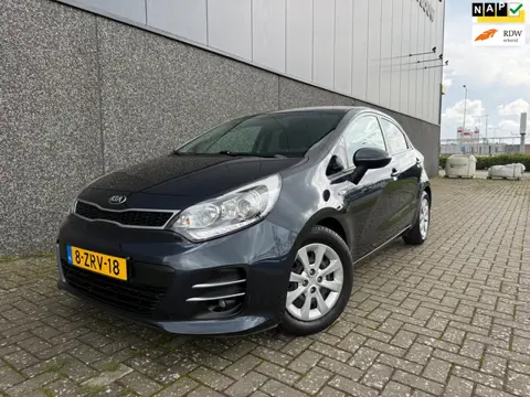 Kia Rio 1.2 CVVT DynamicLine/Dealer OH/Nieuwe APK en beurt!