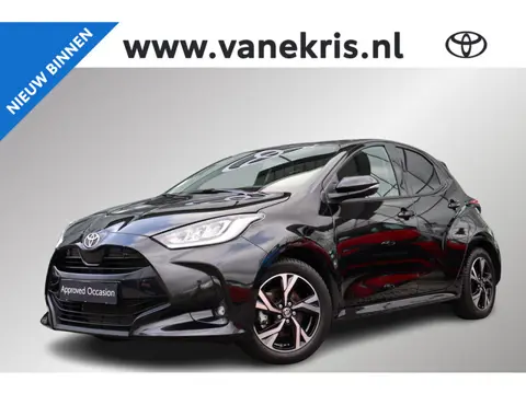 Toyota Yaris 1.5 Hybrid 115 Dynamic, Comfort Pack BSM, Stoel verwarming, Stuurverwarming.