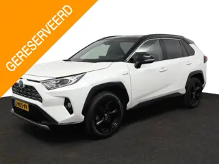 Toyota RAV4 2.5 Hybrid AWD Bi-Tone | 1650kg trekgewicht! | Electrische Achterklep | Parkeersensoren 