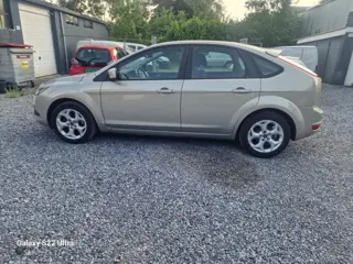 Ford Focus 1.8 Titanium Flexi Fuel