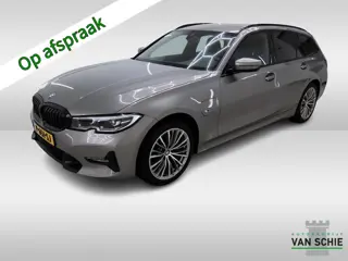 BMW 3 Serie Touring 320e xDrive Business Edition Plus 1e-Eig. & Dealer-Onderh. BOVAG-Garantie. NL-Au