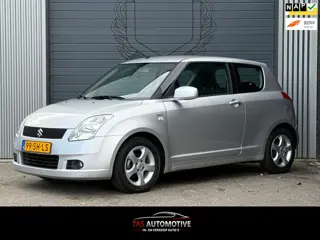 Suzuki Swift 1.5 Exclusive AUTOMAAT / AIRCO / KEYLESS