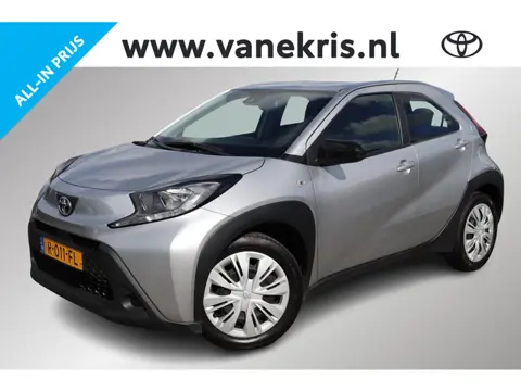 Toyota Aygo X 1.0 VVT-i Play, Parkeercamera, Apple Carplay/Android Auto, Airco!