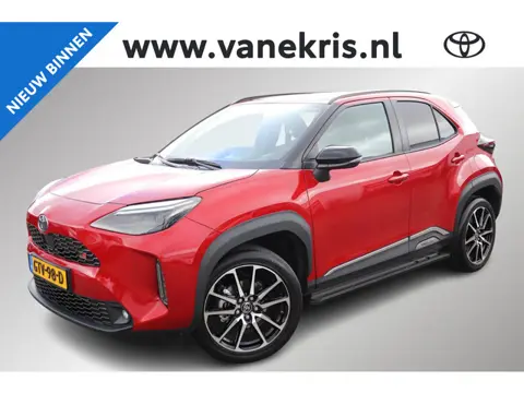Toyota Yaris Cross 1.5 Hybrid 130 GR SPORT, Treeplanken, Apple Carplay/Android Auto, Stoelverwarming