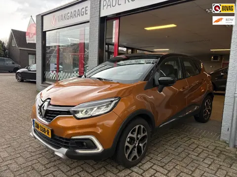 Renault Captur 1.2 TCe 120 Intens AUTOMAAT *camera + afn. trekhaak + stoelverwarming*