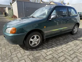 Toyota Starlet 1.3-16V 1996 apk 9-26 stuurbekrachtiging