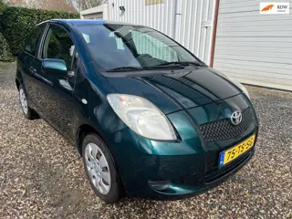 Toyota Yaris 1.0 VVTi Sol AIRCO.NIEUWE-APK.NAP!