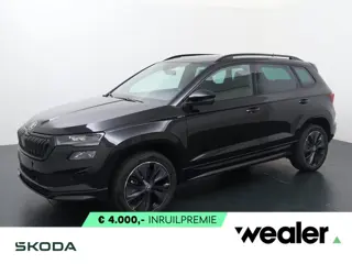 Škoda Karoq Sportline Business 1.5 TSI 150 PK DSG | Automaat | Trekhaak | Sportline lounge interieur
