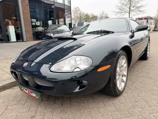 Jaguar XKR 4.0 V8 Coupé (bj 2000, automaat)