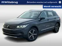 Volkswagen Tiguan 1.4 TSI 245pk DSG eHybrid Elegance / Panorama dak / Zwenkbare trekhaak / Head-Up D