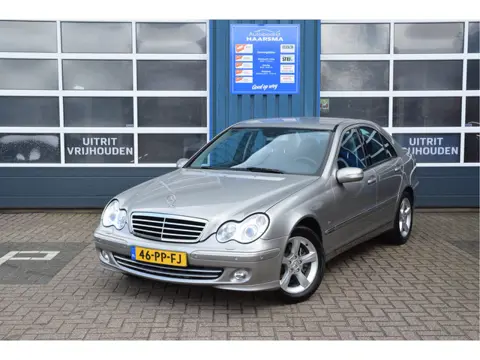 Mercedes-Benz C-Klasse 240 Avantgarde Automaat V6 Zwart-Leer