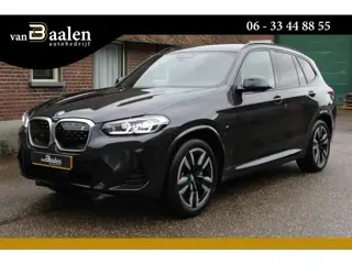 BMW iX3 M-SPORT 80 kWh SOh 100% PANO LEER PILOT ORG NL 23000KM!!!