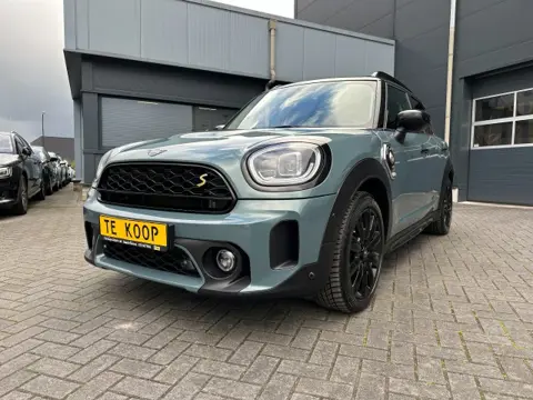 MINI COUNTRYMAN 1.5 Cooper SE ALL4 Chilli Hybrid Aut. Navi Leder 
