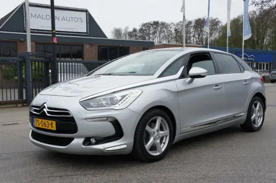 CITROEN DS5 1.6 THP CHIC PANO/LEDER-ALCANTARA/NAVI/CAMERA KEURIGE STAAT