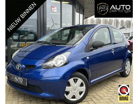 Toyota Aygo 1.0-12V Nette Staat | 5 Deurs | 2 Sleutels | APK tot 25-10-2026 |