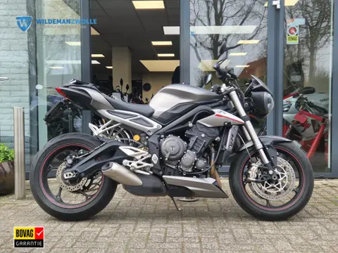 Triumph Street Triple 765 RS