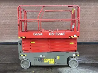 Gebruikte schaarhoogwerker Genie GS3246 (2015)