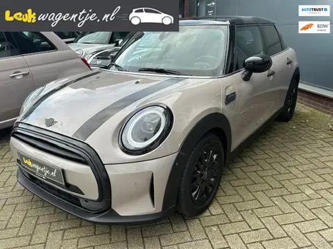 Mini Mini 1.5 Cooper Business Ed. Automaat *leder *carplay
