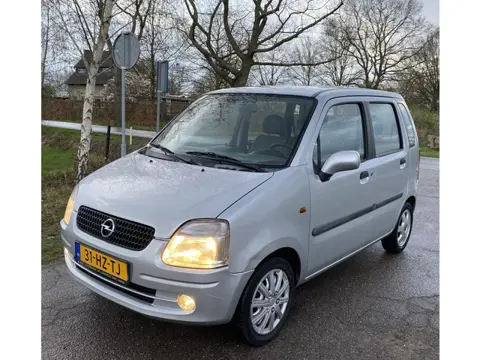 Opel Agila 1.2-16V Elegance (bj 2002)