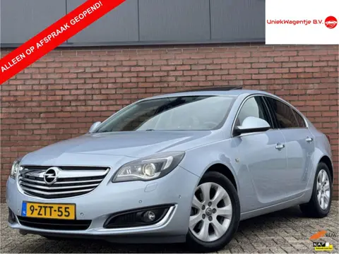 Opel Insignia 1.4T COSMO | NL-AUTO! | DEALER OH! (bj 2015)
