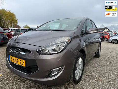 Hyundai Ix20 1.6i i-Vision Automaat Clima Cruise Carplay PDC LMV Nette Auto Rijdt Top