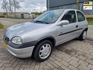 Opel Corsa 1.4i-16V CDX Automaat, Apk Nap, Inruil mogelijk.