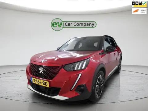 Peugeot E-2008 EV GT 50 kWh | SOH 90% | Panoramadak | Camera | Cruise Control | Stoelverwarming | 1e