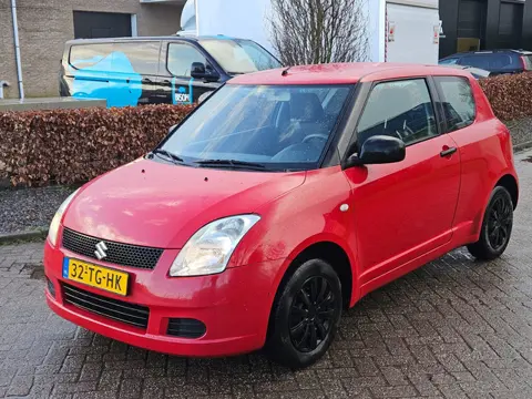 Suzuki Swift 1.3 GA Nieuwe apk 23-03-2027
