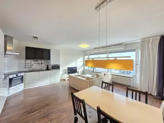 Woning aan de Weena te Rotterdam