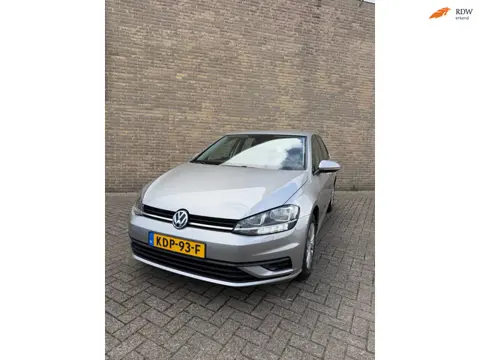 Volkswagen GOLF 1.0 TSI Trendline