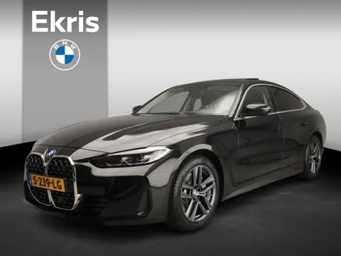BMW 4 Serie Gran Coupé 430i | LED | Leder | Navigatie | Schuifdak | Sportstoelen | Stoelverwarming |