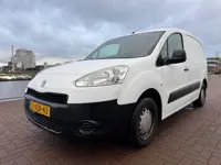 Peugeot Partner 120 1.6 HDI /Zijschuifdeur/Trekhaak/New APK