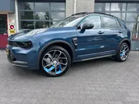 Lynk & Co 01 1.5 PLUG IN HYBRID |ZWARTE HEMEL|360CAMERA|