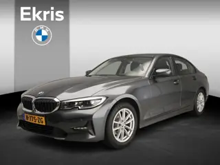 BMW 3 Serie Sedan 318i | Handbak !! | LED | Navigatie | Trekhaak | Clima | PDC | DAB | Hifi speakers